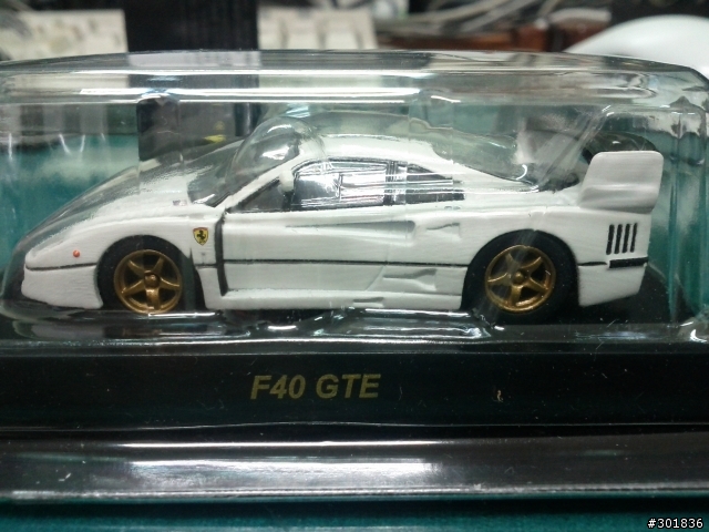 有站友在收集京商 kyosho 的1/64小汽車(Diecast)嗎？？