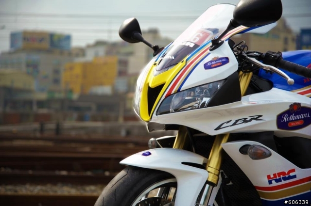 HONDA RR家族外拍