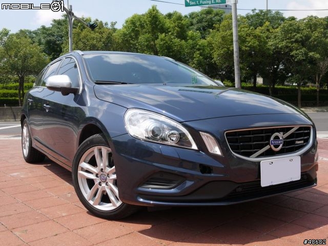 V60 D4 + R-Design 開箱