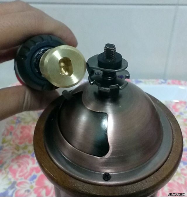 (diy)手搖磨豆機改成電動磨豆機