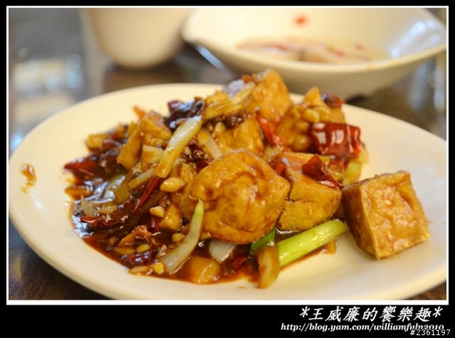 可以一直點一直點一直點到你叫停的川菜餐廳...