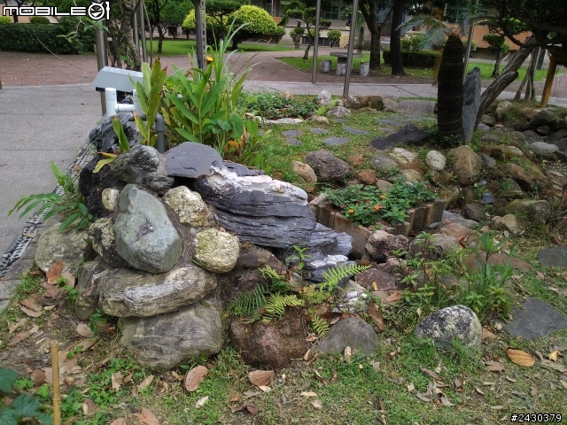 Padfone Infinity實拍 – 蓋大樓