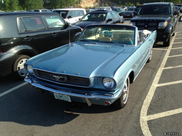 1966 ford Mustang