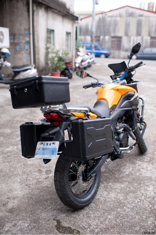 國產 新款多功能車 近距離賞車...