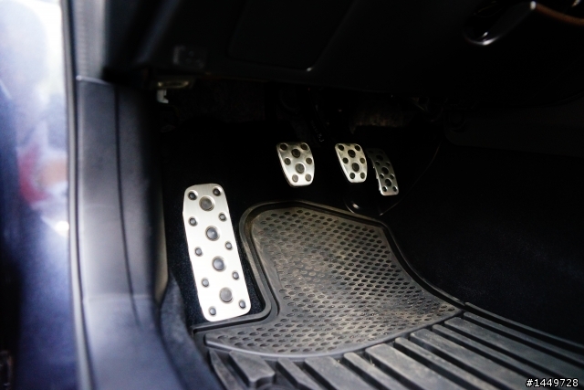 進擊の渦輪四驅 --- 2013年式 WRX 開箱
