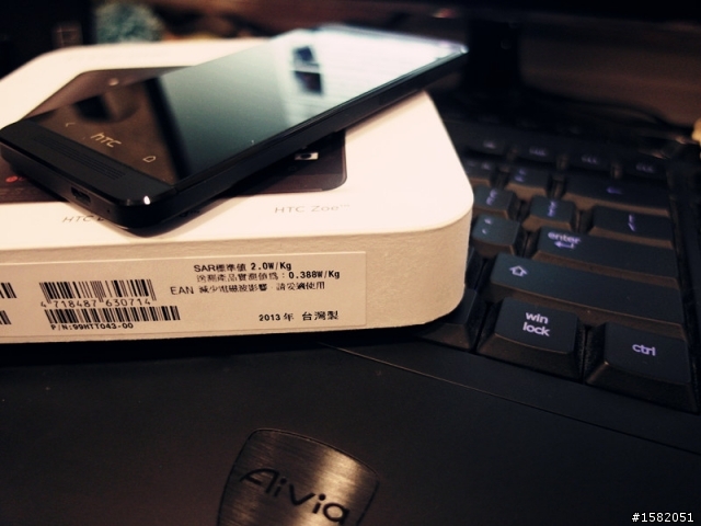 小黑one開箱!!!(圖少 女皇開箱) +新增 KEWERS 鋁框使用心得