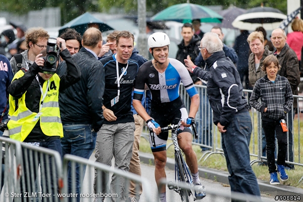 擊敗Mark Cavendish和André Greipel 兩大衝刺王牌的利器??