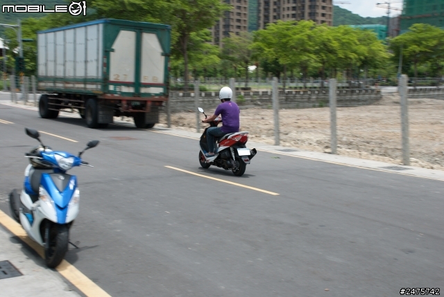D80隨意追焦