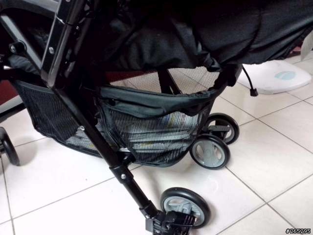 開箱文~~~小公主的第一台車~欣康6282雙向手推車