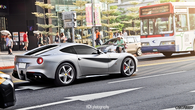【銷魂】消光銀 F12 Berlinetta