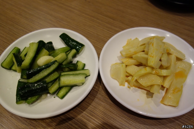 [食記] 高雄左營劉家酸白菜火鍋