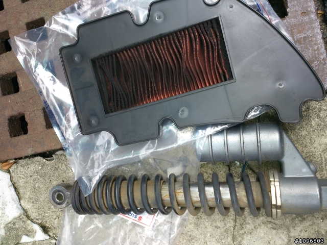 新買的原廠化油GSR避振器~更新完工圖