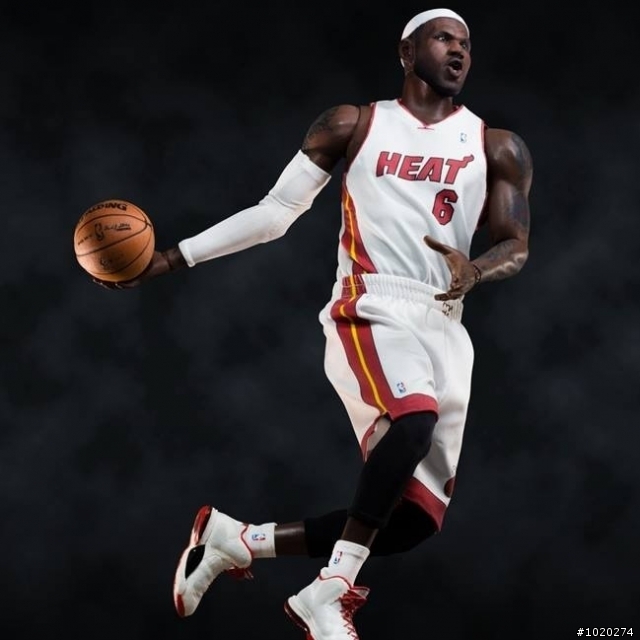 NBA 2K14封面人物出爐