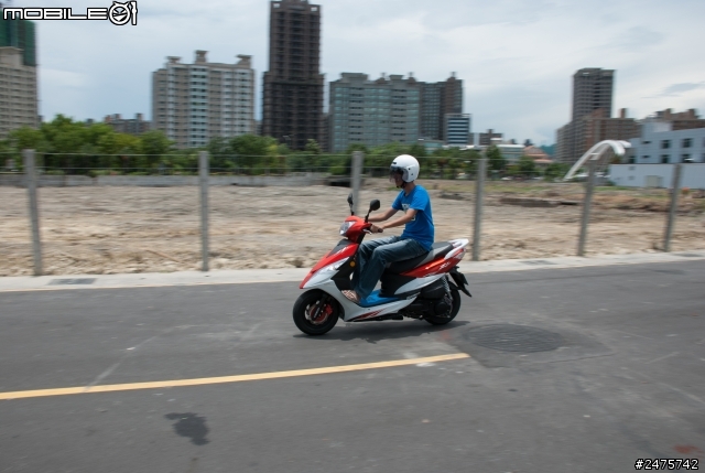 D80隨意追焦