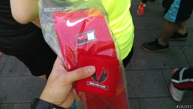 ONE~新手入機 分享一下 不專業之nike女生路跑實拍過程