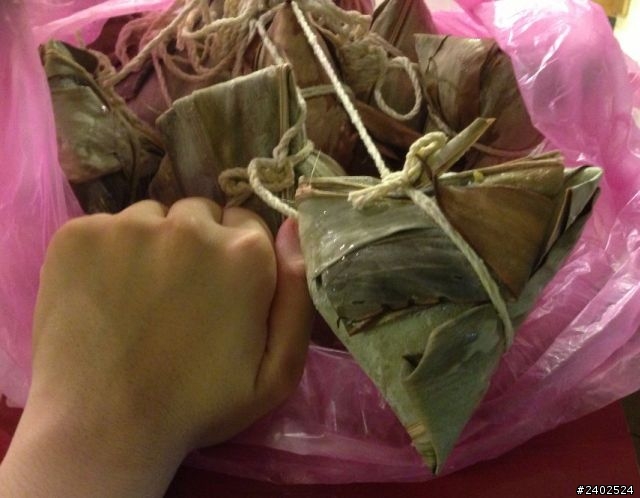 [開箱] 感動端午節．超好吃特製粽子 (素粽)