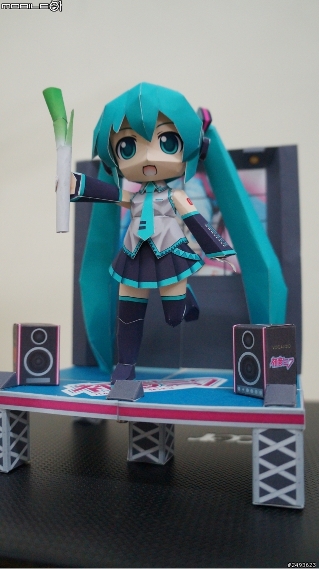 紙模型:初音未來+表演舞台