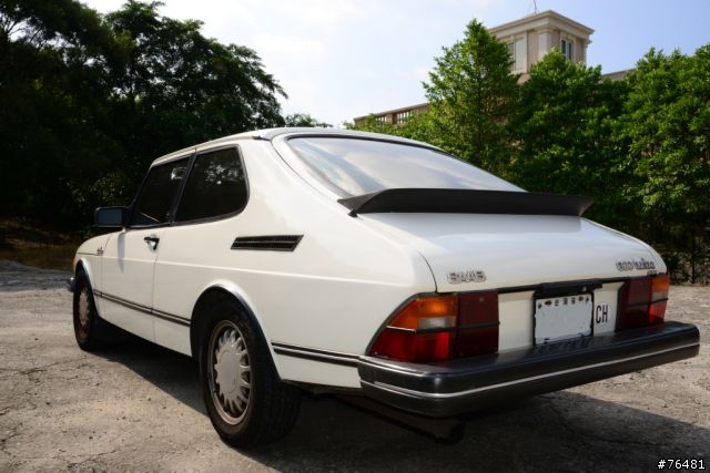 晚來的開箱。1983年900 turbo。