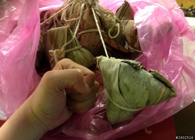 [開箱] 感動端午節．超好吃特製粽子 (素粽)