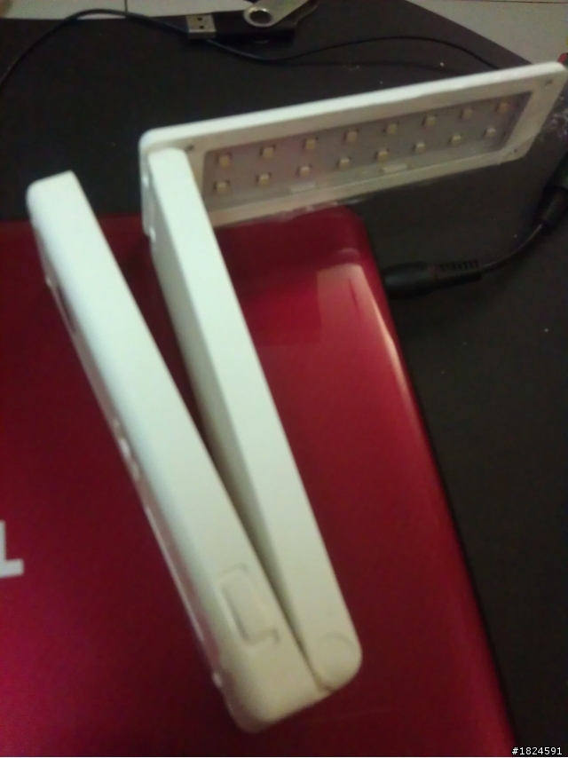 分享一款網路買的USB LED燈