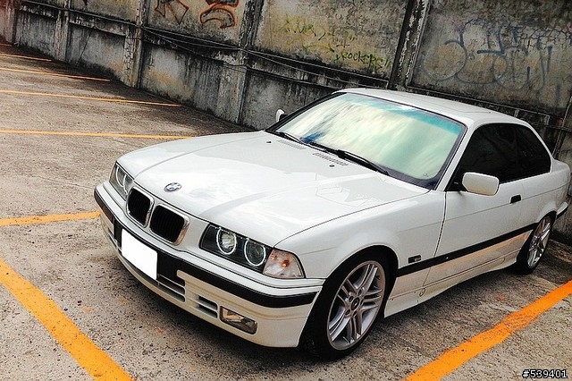 老車不死 --- BMW E36 318iS