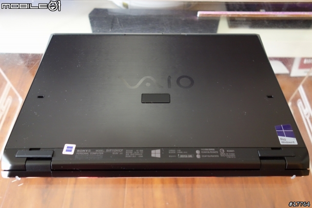 簡約勝於繁複 史上最輕巧 Sony VAIO Pro11