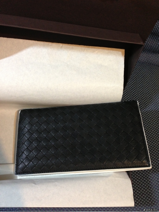 不專業開箱 Bottega Veneta 長夾