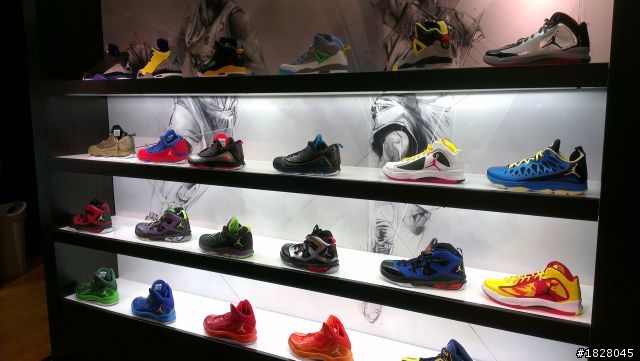 [開箱] Air Foamposite Pro LE 綠迷彩太空鞋