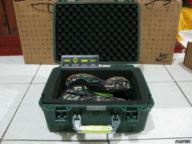 [開箱] 工具盒開箱～Nike air foamposite pro PRM LE - camo Special Box Set 軍綠迷彩太空特殊盒裝限量版