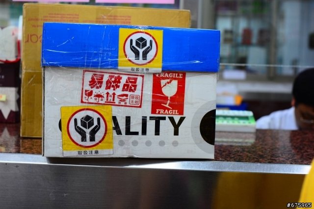 分享 NIKON 28-70mm 鏡頭日本維修經驗-2013年5月