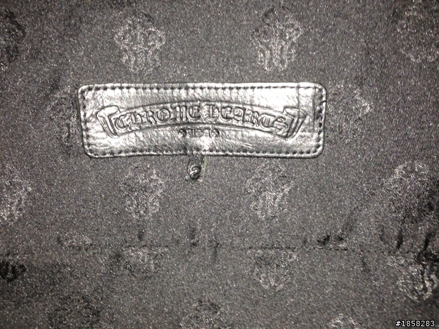 (超簡易開箱) Chrome Hearts 超低調側背包