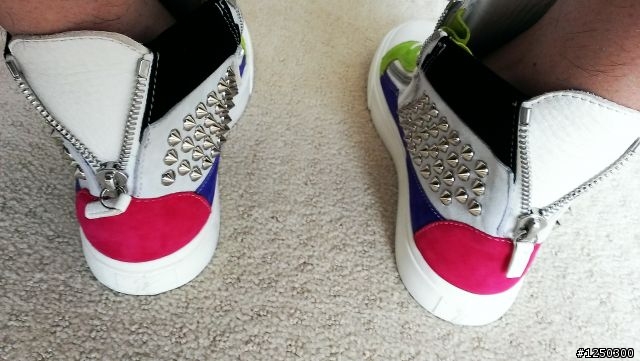 [開箱]Giuseppe Zanotti White multicolor studded London sneakers