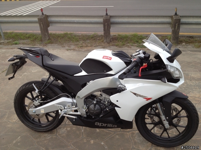 aprilia rs4 125 開箱文