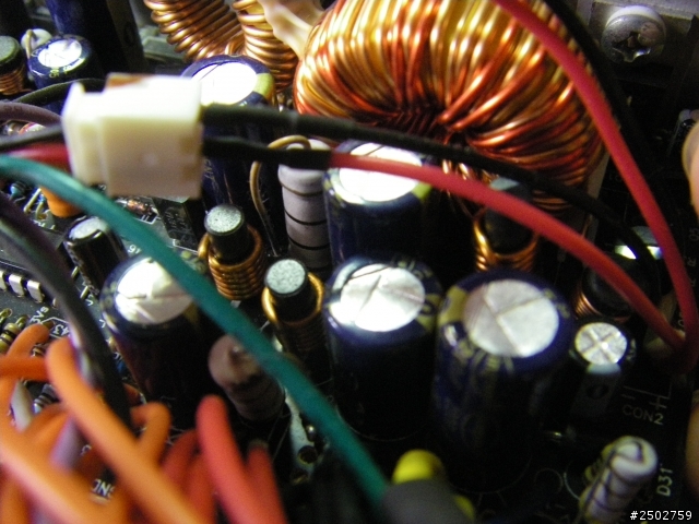 POWER電壓不穩.. 需要更換電容?