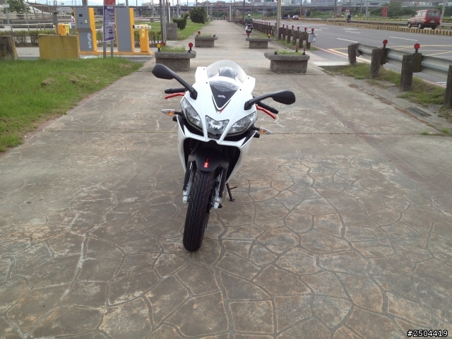 aprilia rs4 125 開箱文