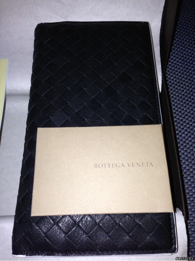 不專業開箱 Bottega Veneta 長夾