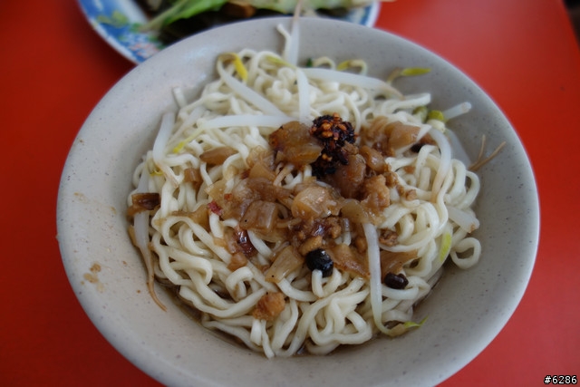 [食記] 高雄茄萣老店港口意麵