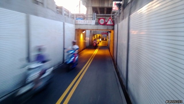 LUMIA 920真的差在推銷..