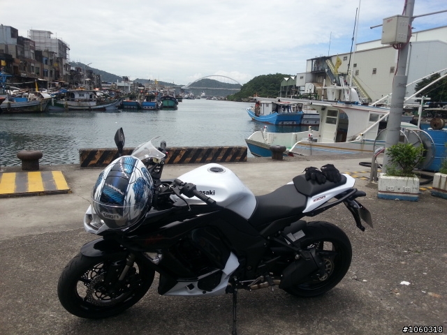 [開箱]KAWASAKI Z1000SX