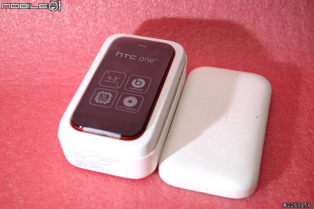性價比超高之 hTC One Sv 開箱