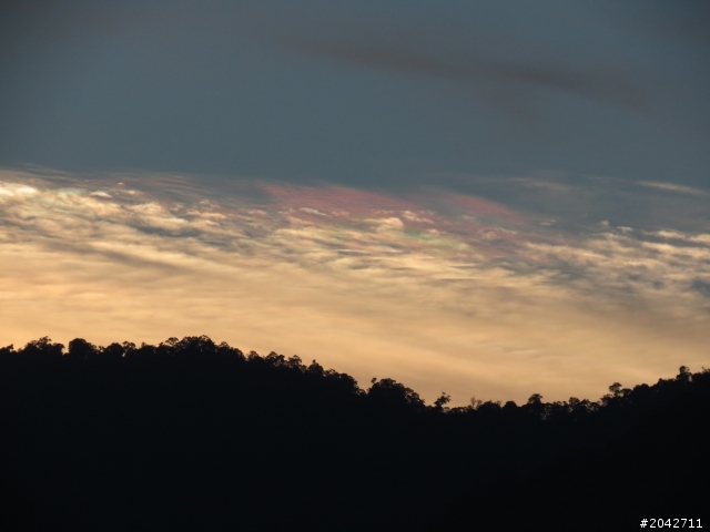 月初地震時 拍到的雲彩