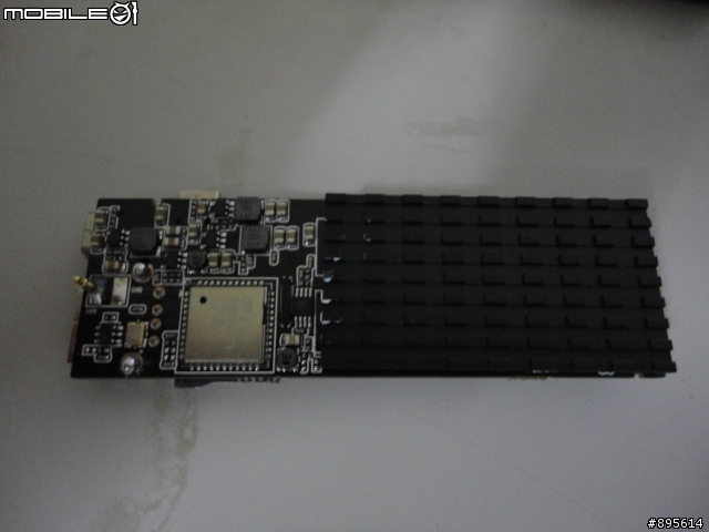 [開箱+拆機] Tronsmart MK908 Mini PC Andorid RK3188 四核 藍芽 WIFI