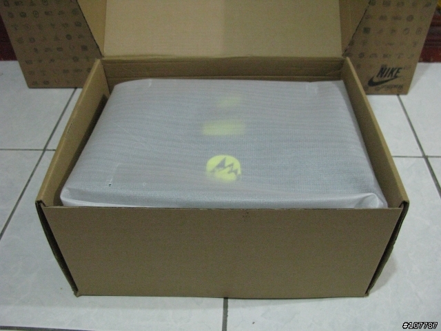 [開箱] 工具盒開箱～Nike air foamposite pro PRM LE - camo Special Box Set 軍綠迷彩太空特殊盒裝限量版