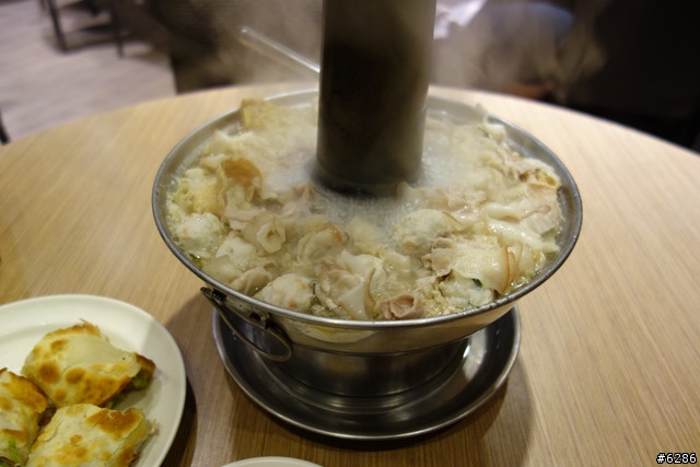 [食記] 高雄左營劉家酸白菜火鍋