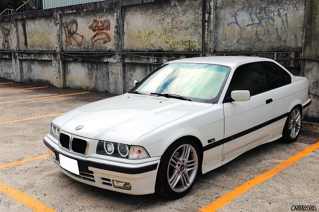 老車不死 --- BMW E36 318iS