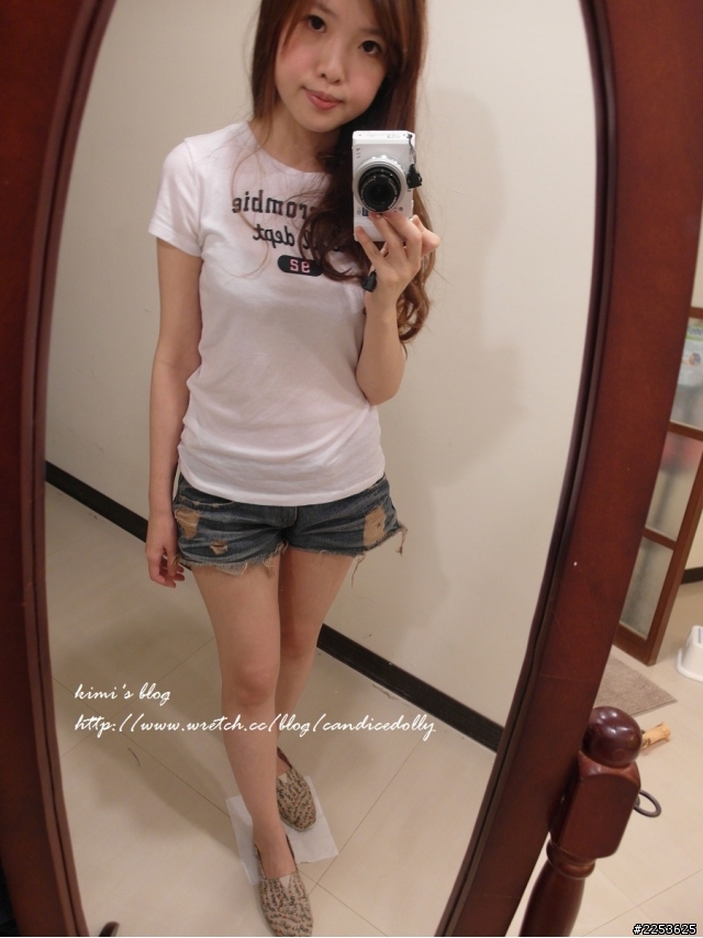 TOMS x Mom Hearts愛心字母款