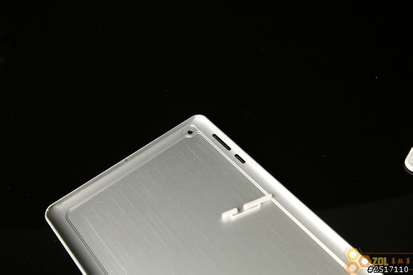 馳為 V88 pad mini 做工拆機圖
