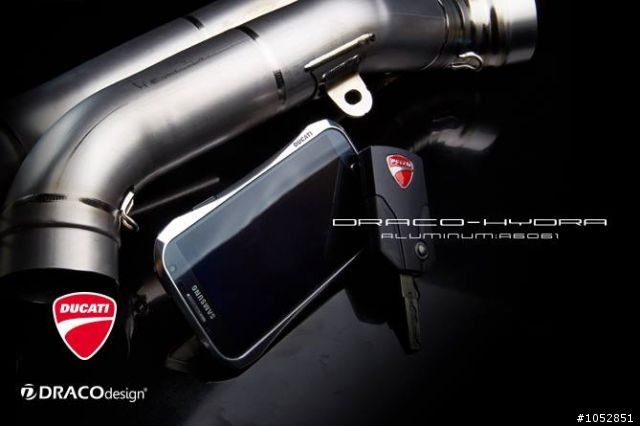義大利重機名牌DUCATI與Draco推出聯名鋁合金保護框 For Galaxy S4