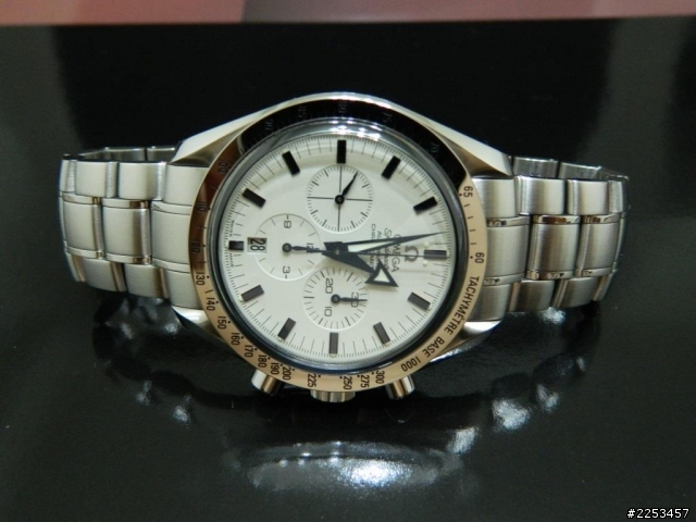 OMEGA 闊箭