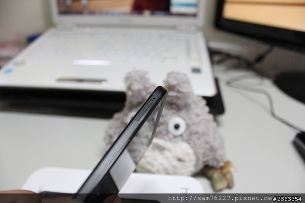 [開箱文] HTC NEW ONE (32G) 無縫開箱~